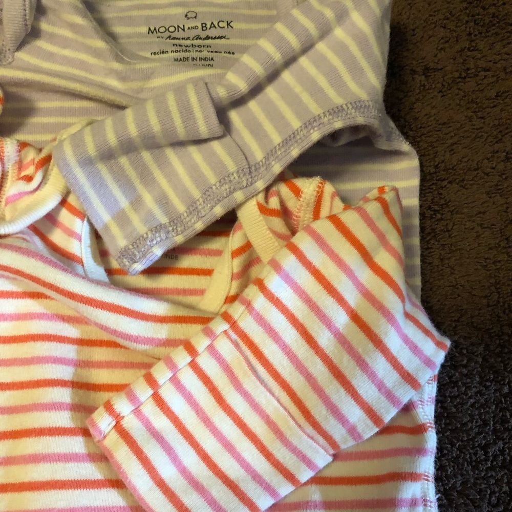 Hanna Andersson Moon and Back onesies set of 4 - Picture 3 of 3